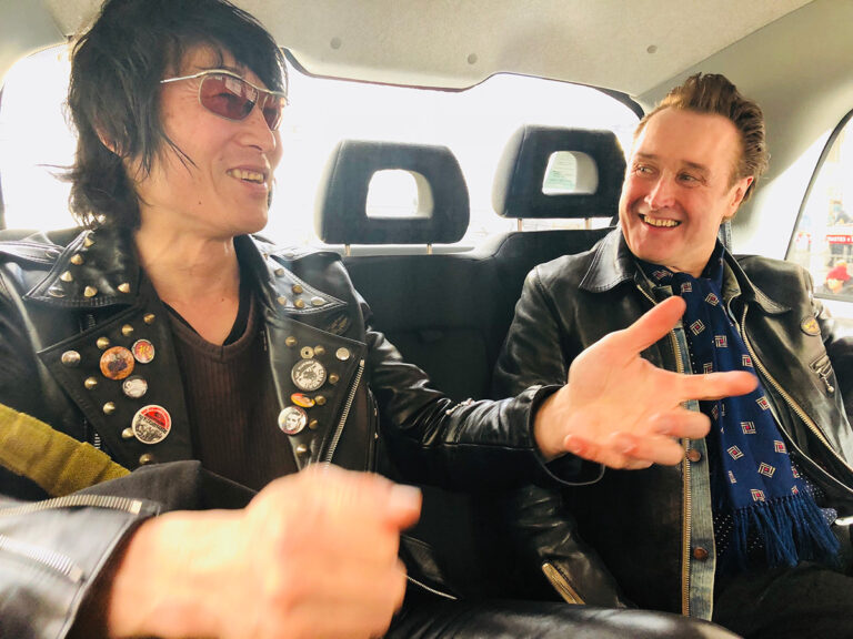 Guitar Wolf Seiji pays tribute to Derek Harris