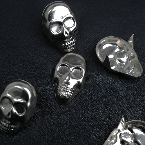 Skull Ornament