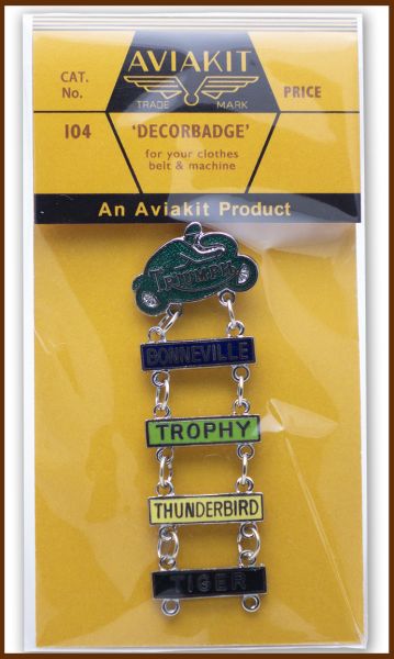 Triumph Bar Badge Green