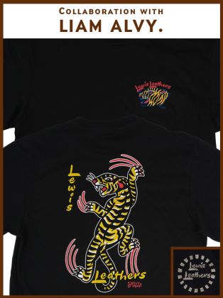 Clawing Tiger T shirt Black